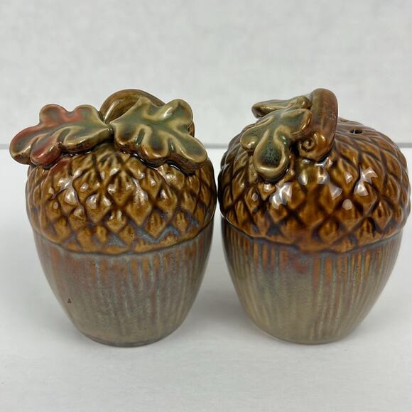 Acorn Salt and Pepper Shakers Ceramic Gold Brown Green - Picture 3 of 6